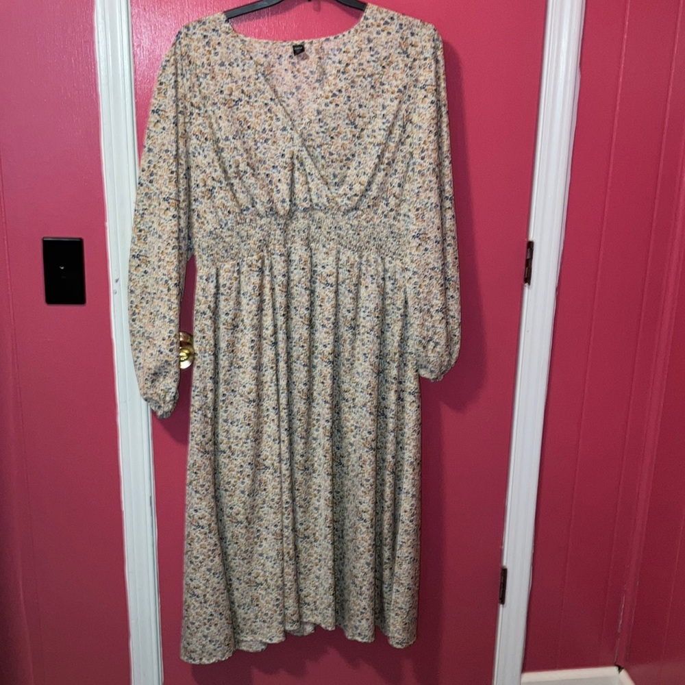 SHEIN Tan V-Neck Bishop Sleeve Sundress